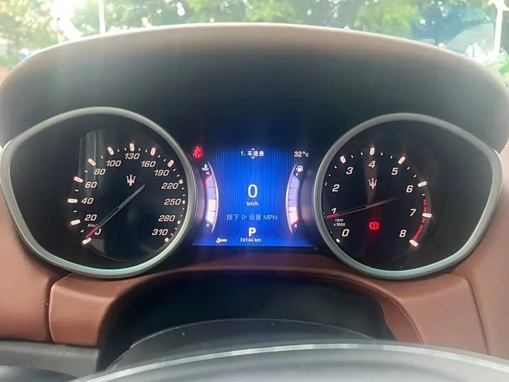 Maserati Ghibli