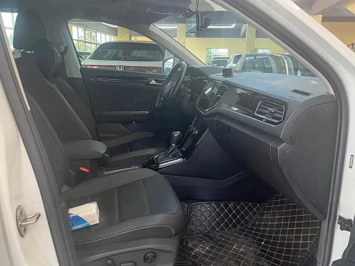Volkswagen T-ROC Tange