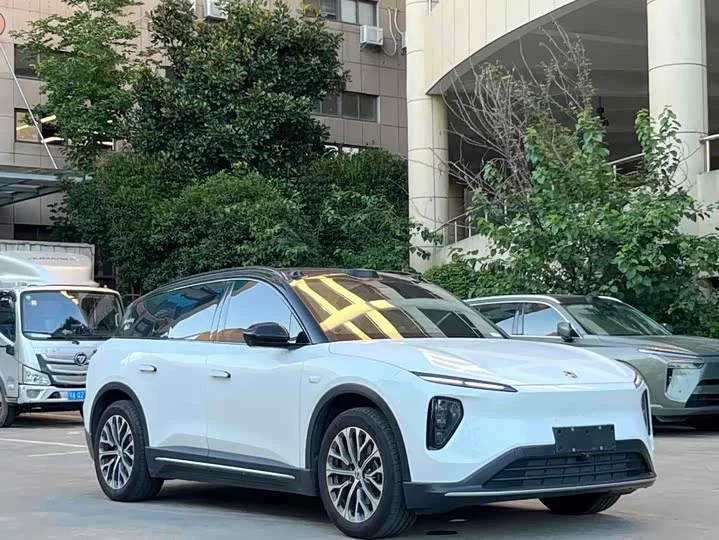 NIO ES6