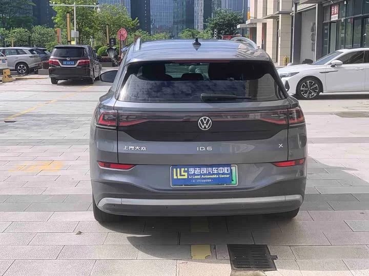 Volkswagen ID.6 X