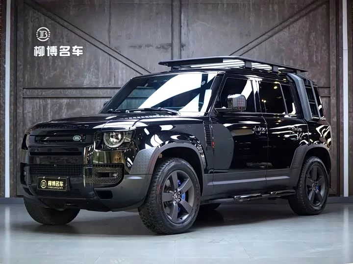 Land Rover guard