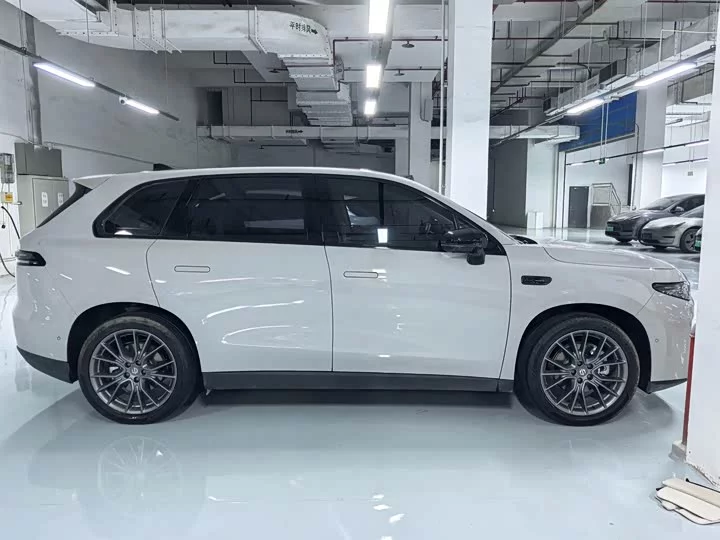 Leapmotor Zero running C10
