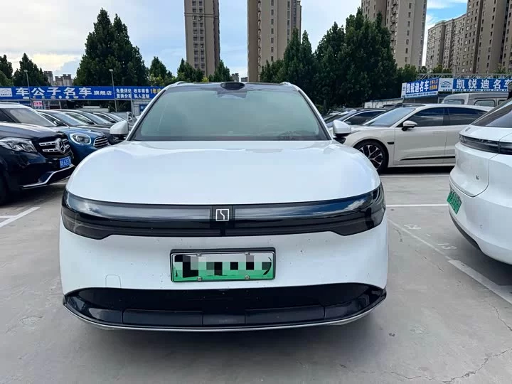 ZEEKR 7X