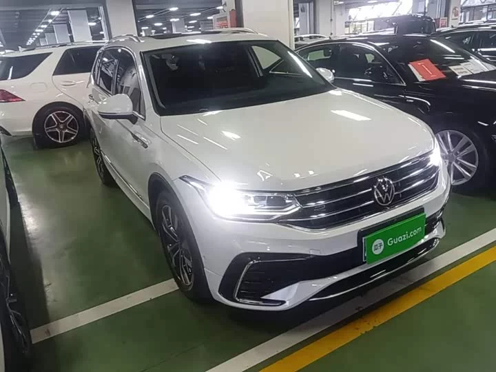 Volkswagen Tiguan L