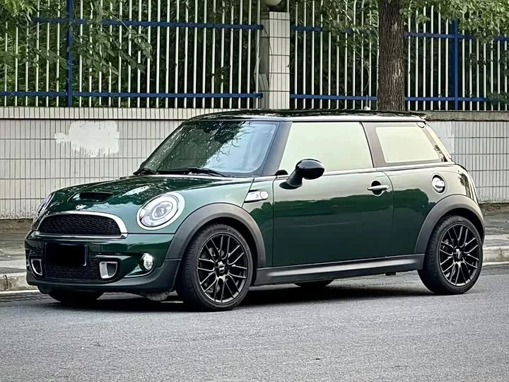 MINI 
