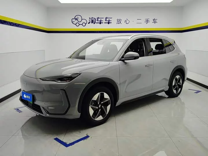 Geely Galaxy E5