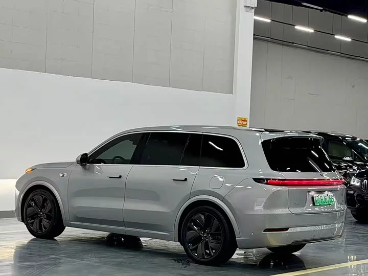 Li Ideal L9