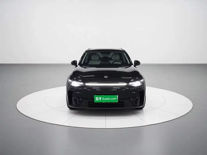Leapmotor C16