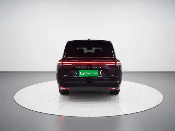 Leapmotor C16
