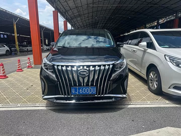 GAC Trumpchi M8