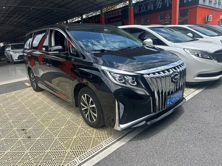 GAC Trumpchi M8