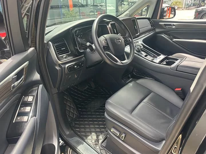 GAC Trumpchi M8