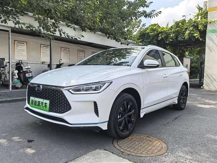 BYD e2