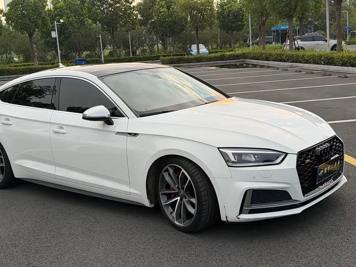 Audi S5