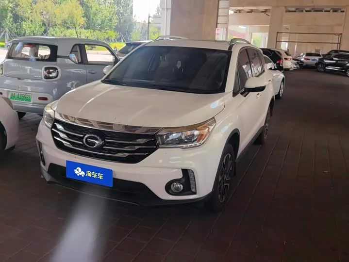GAC Trumpchi GS4