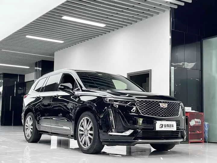 Cadillac XT6