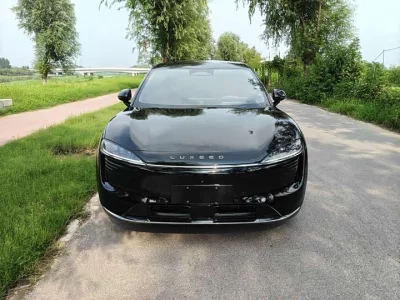 Luxeed R7