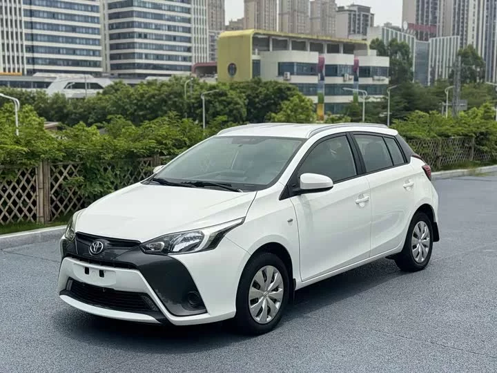 Toyota Yaris L