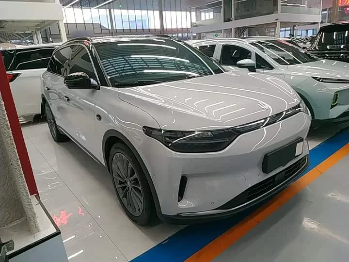 Leapmotor Zero running C11