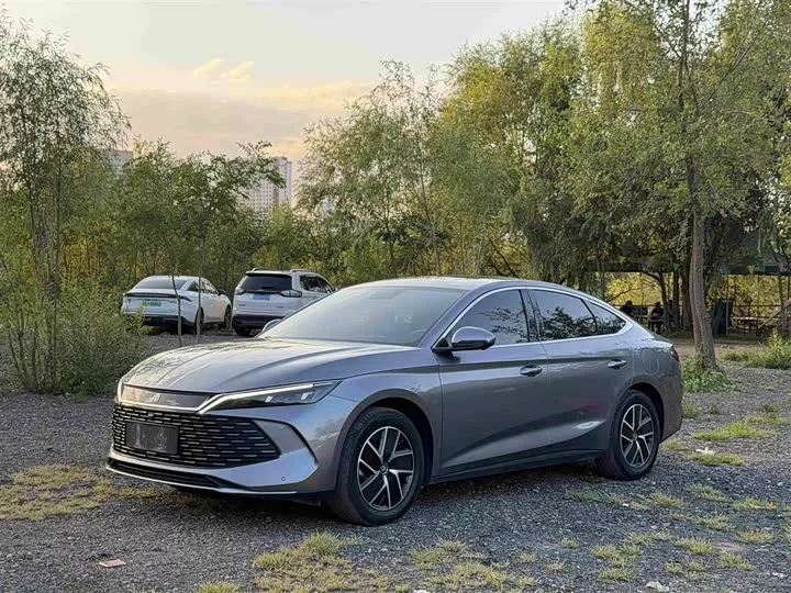 BYD Qin L