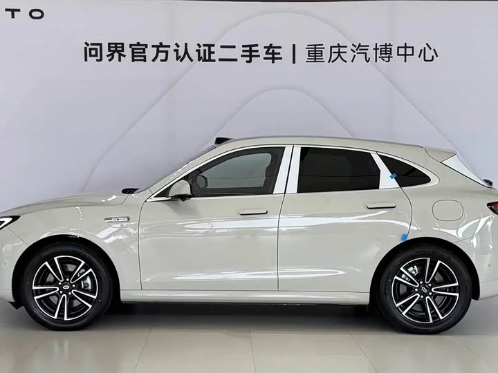 AITO Question Wenjie M5