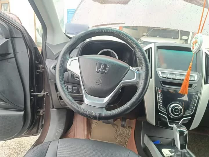 Nazhijie You6 SUV