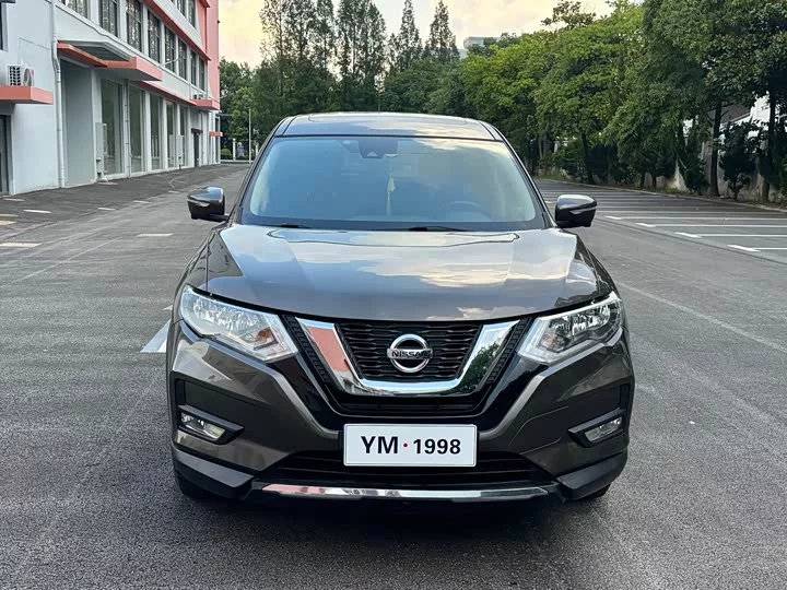Nissan Qijun