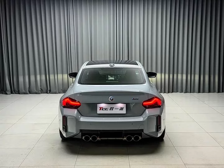 BMW M2