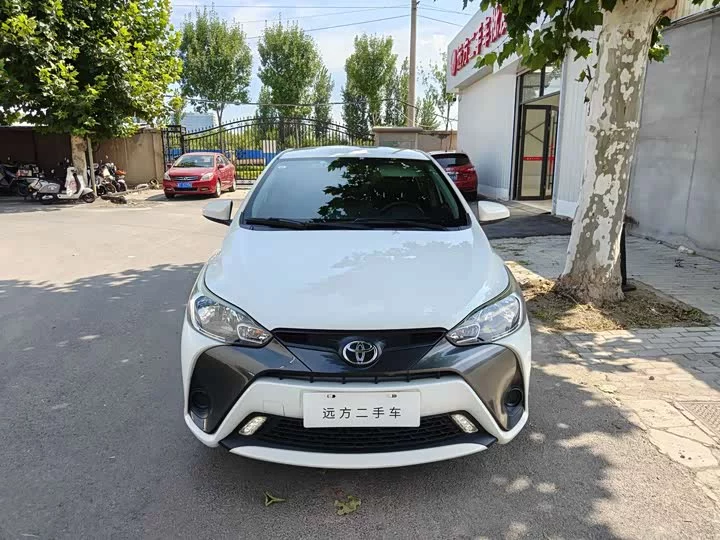 Toyota Yaris L