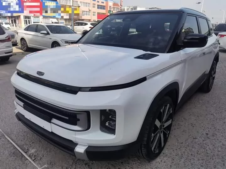Geely ICON