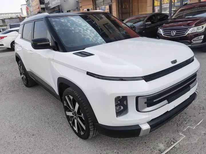 Geely ICON
