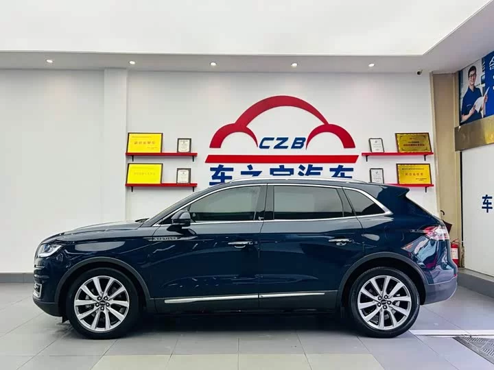 Lincoln Voyager