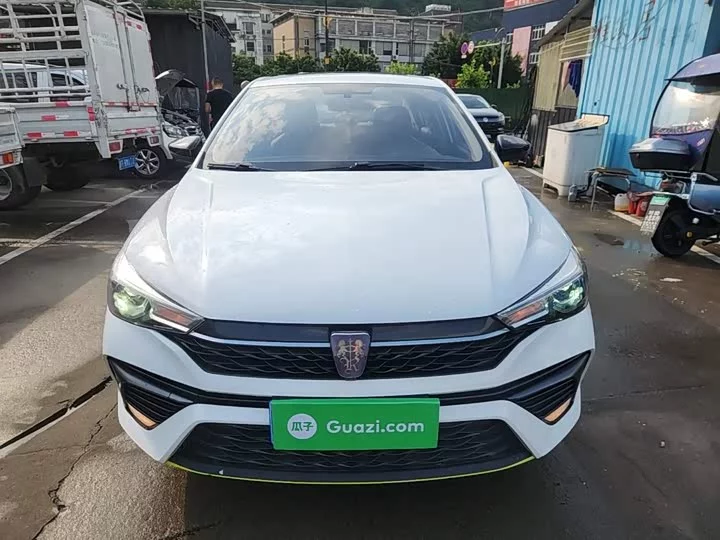 Roewe i5
