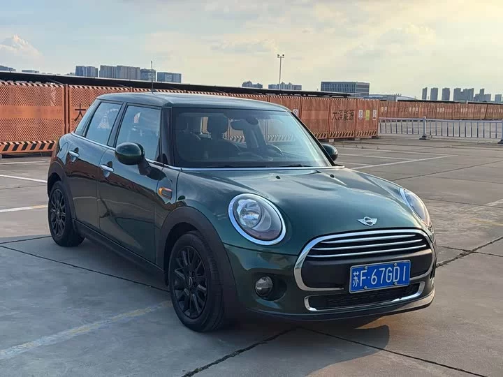 MINI 