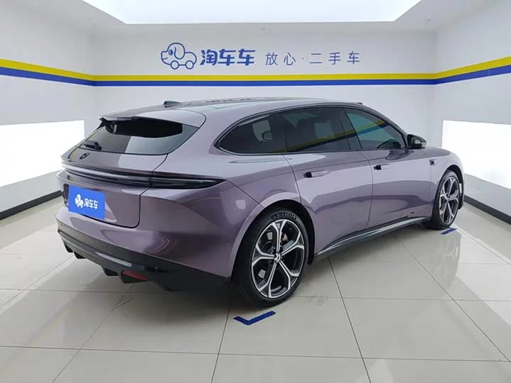 NIO ET5T
