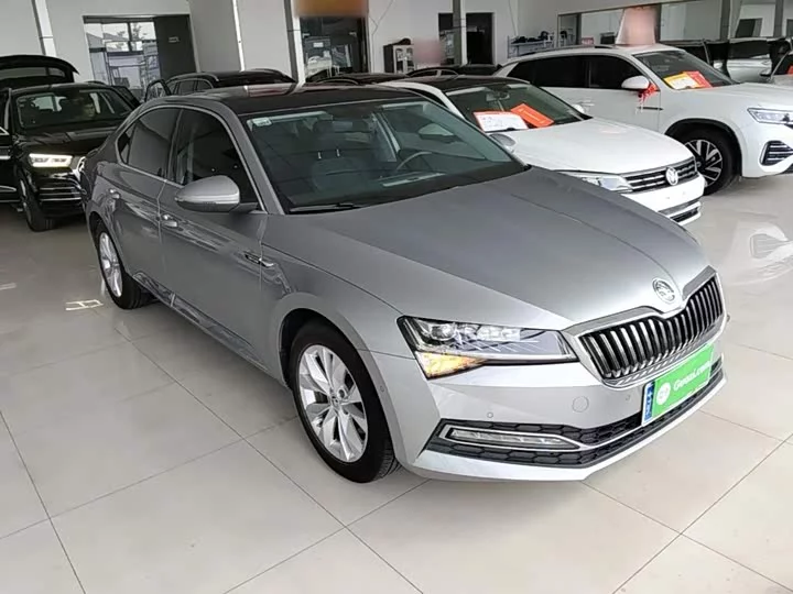 Skoda SuperB