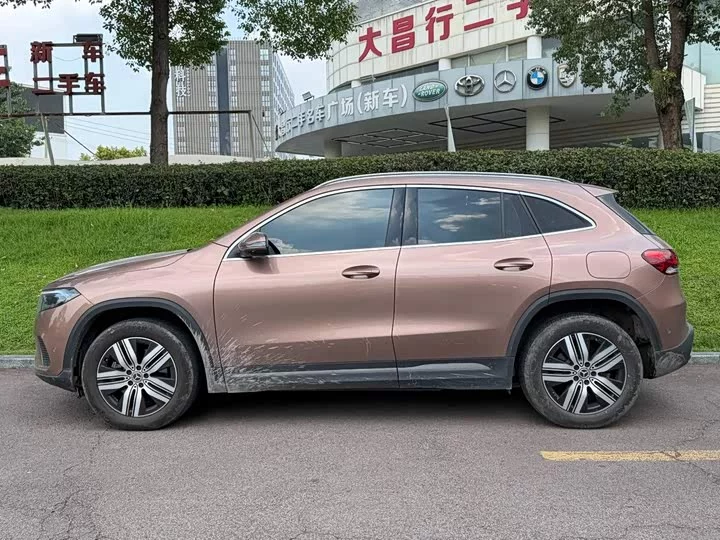 Mercedes-Benz EQA