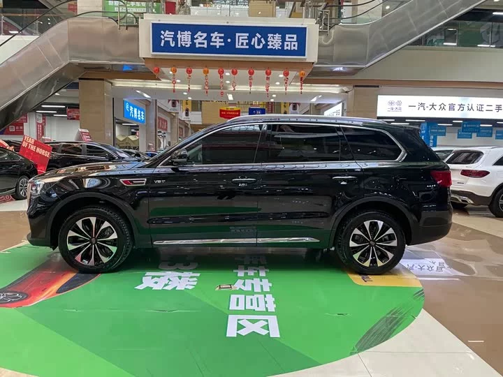 Hongqi HS7