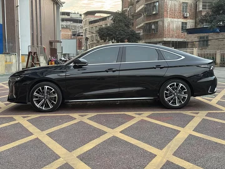Chery Arrizo 8