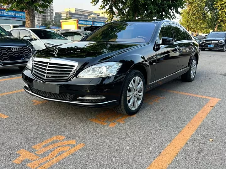 Mercedes-Benz S class