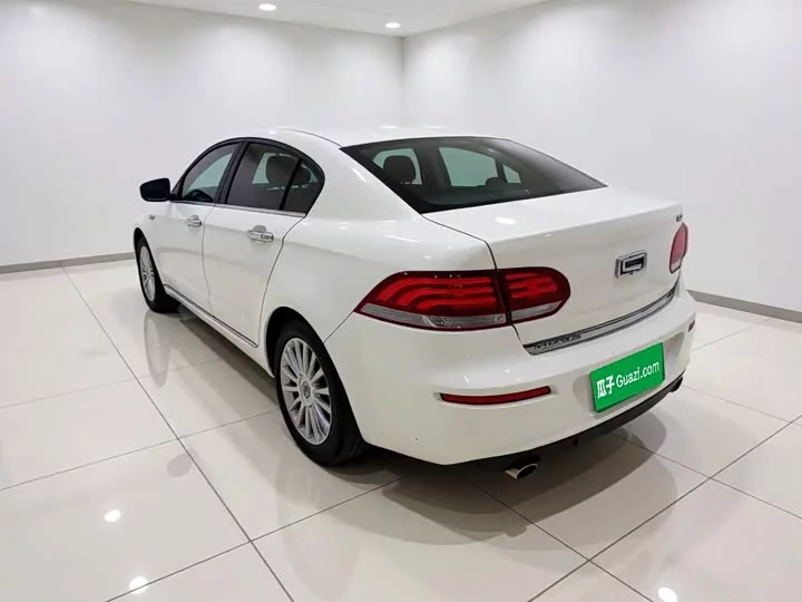 Qoros 3