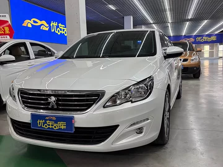Peugeot 408
