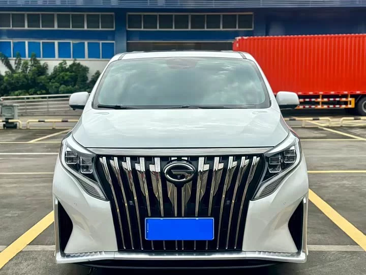 GAC Trumpchi M8