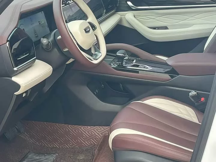 Geely Xingyue L