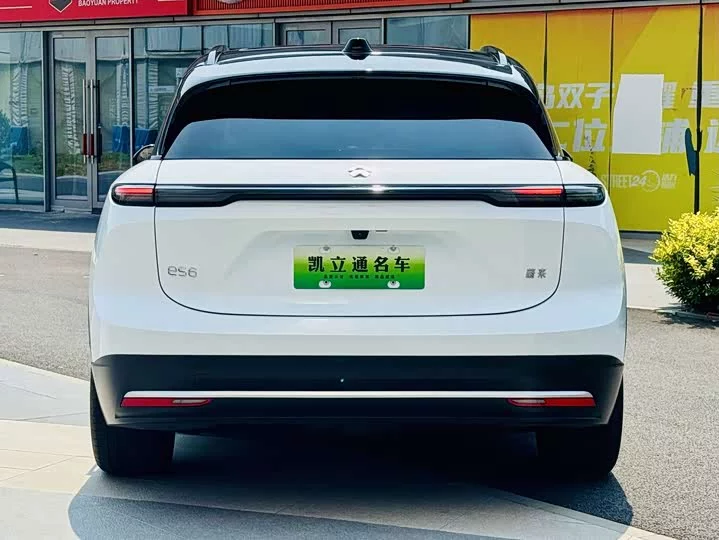 NIO ES6
