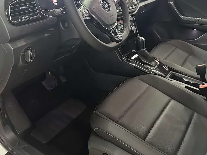 Volkswagen T-ROC Tange