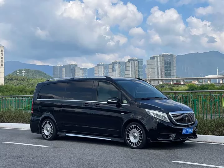 Mercedes-Benz Class V