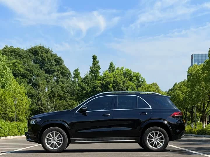 Mercedes-Benz GLE (Imported)