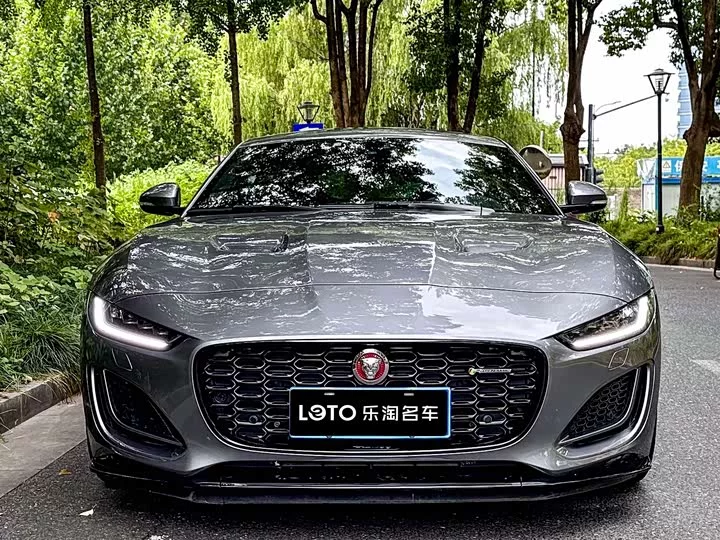 Jaguar F-TYPE