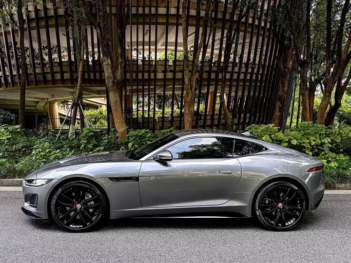 Jaguar F-TYPE
